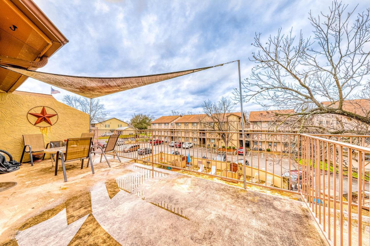 Water Wheel Resort Condo Resort Нью Браунфелс Экстерьер фото